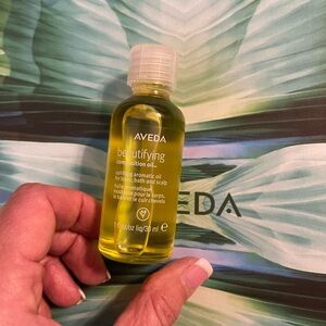 Aveda Beautifying Composition Oil